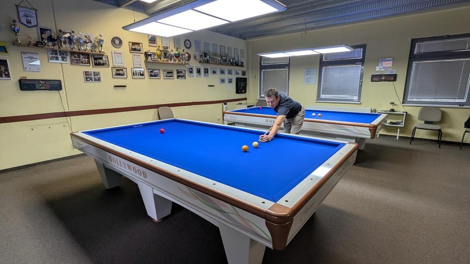 Neues Spielgefühl auf neuen Tischen Die neuen Billardtische ermöglichen ein völlig neues Spielgefühl, wie man auf sieht.
