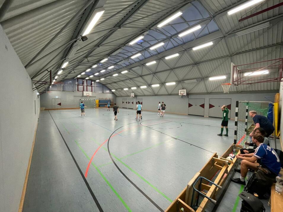 Sporthalle Rüdersdorferstr. Innen Sporthalle Rüdersdorferstr. von Innen