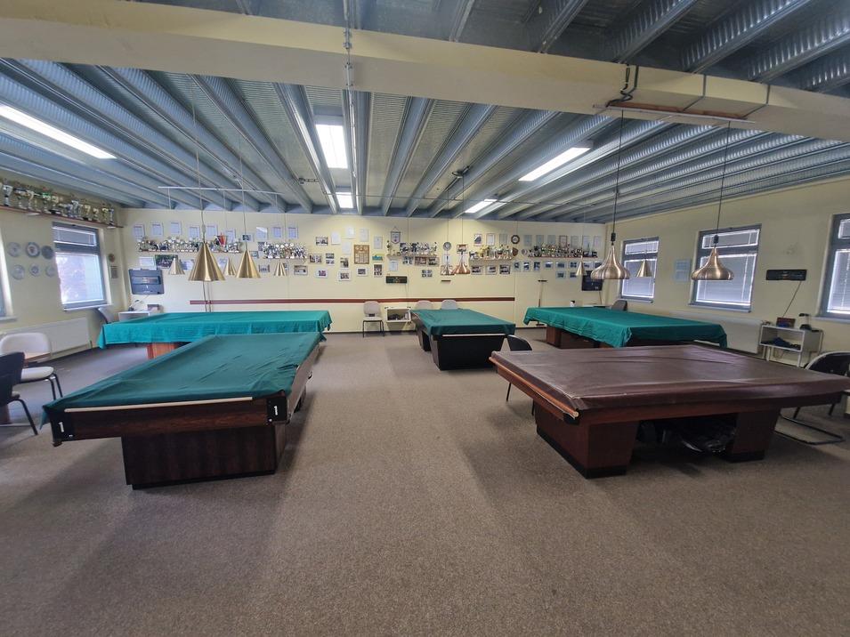 Billard-Raum Blick in den Billard-Raum